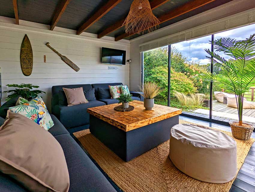 Creating the Perfect Outdoor Living Space: The Q-Bic-Alu 44 B Lounge ...